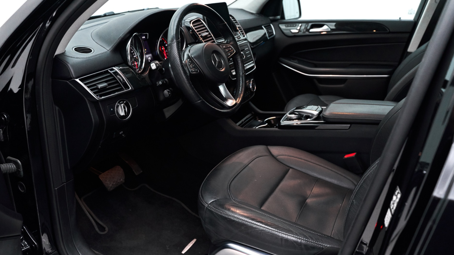 Mercedes-Benz GLS 550